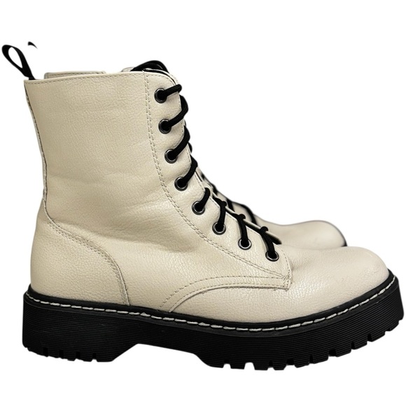 Sincerly Jules Shoes - SINCERELY JULES HARLEY COMBAT BOOTS Sz 8.5 Cream Lace-Up Ankle Boots